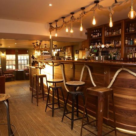 The Ship Inn Elie Luaran gambar